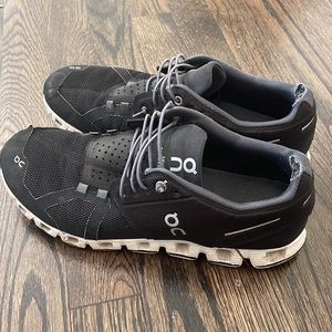 Womens On Cloud Shoes